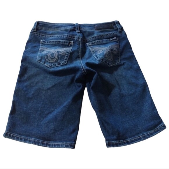 Seven7 Bermuda Blue Jean Shorts Size 4! - Picture 7 of 14